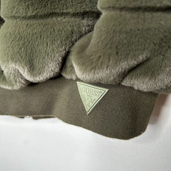 NWOT Guess Felicia Super Soft Olive Green Faux Fur Bomber Jacket Side Pockets XS - Picture 11 of 12
